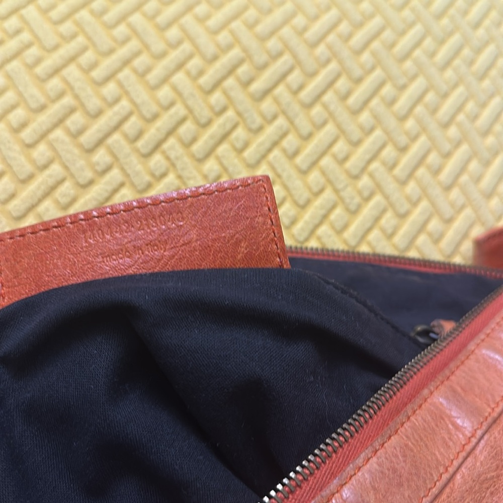 Balenciaga Day Bag ⭐️ Authentic - Picture 9 of 12